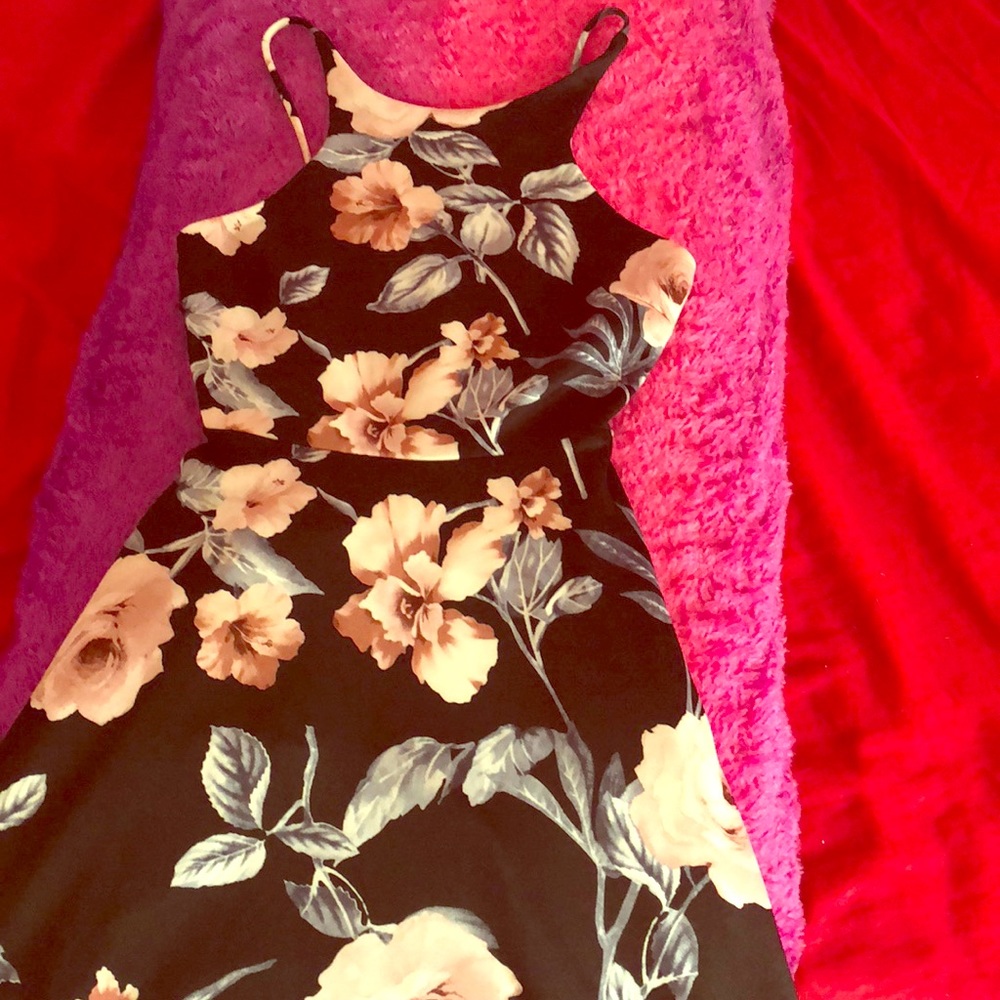 A casual/nice dress